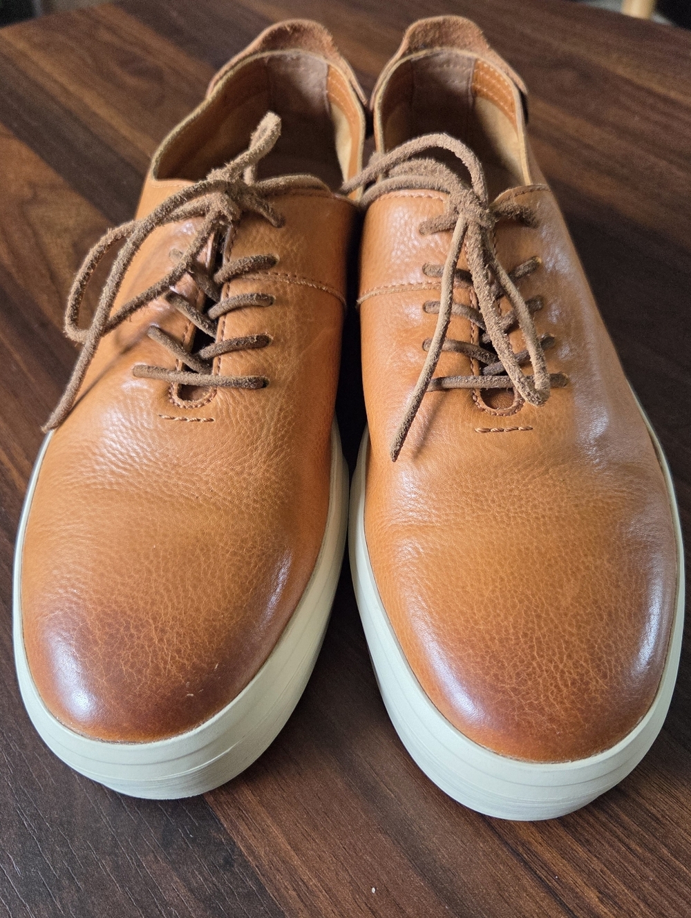 Men’s Frye Beacon Low Lace in Caramel Leather Size 11